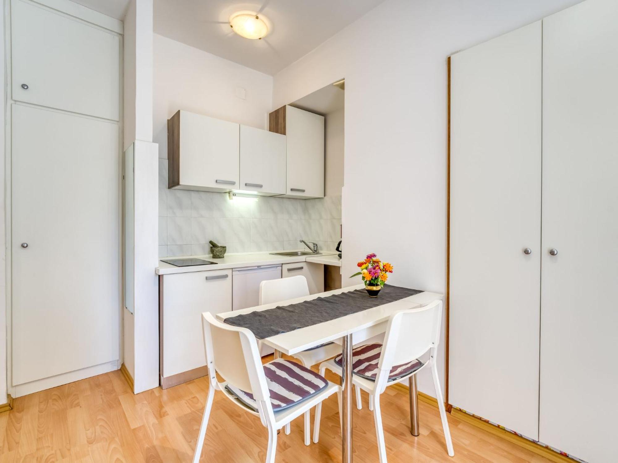 Apartment Emil By Interhome Laurana Esterno foto